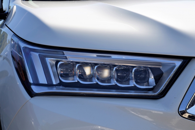 concession-PEILLON-min_acura-headlamp-2834131